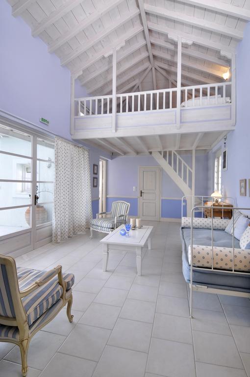 Anemolia Villas With Private Pools Near The Most Beautiful Beaches Of Alonissos Isomata エクステリア 写真