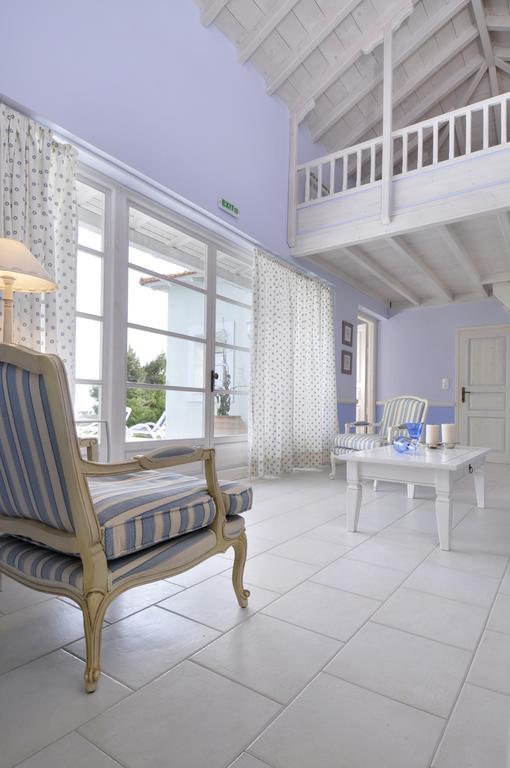 Anemolia Villas With Private Pools Near The Most Beautiful Beaches Of Alonissos Isomata エクステリア 写真