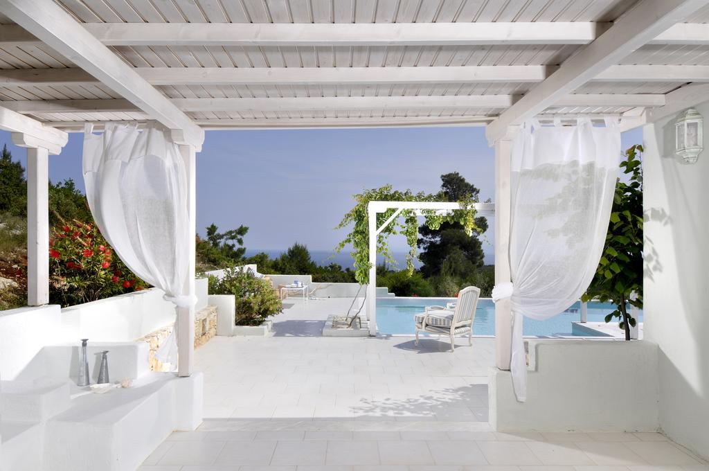 Anemolia Villas With Private Pools Near The Most Beautiful Beaches Of Alonissos Isomata エクステリア 写真