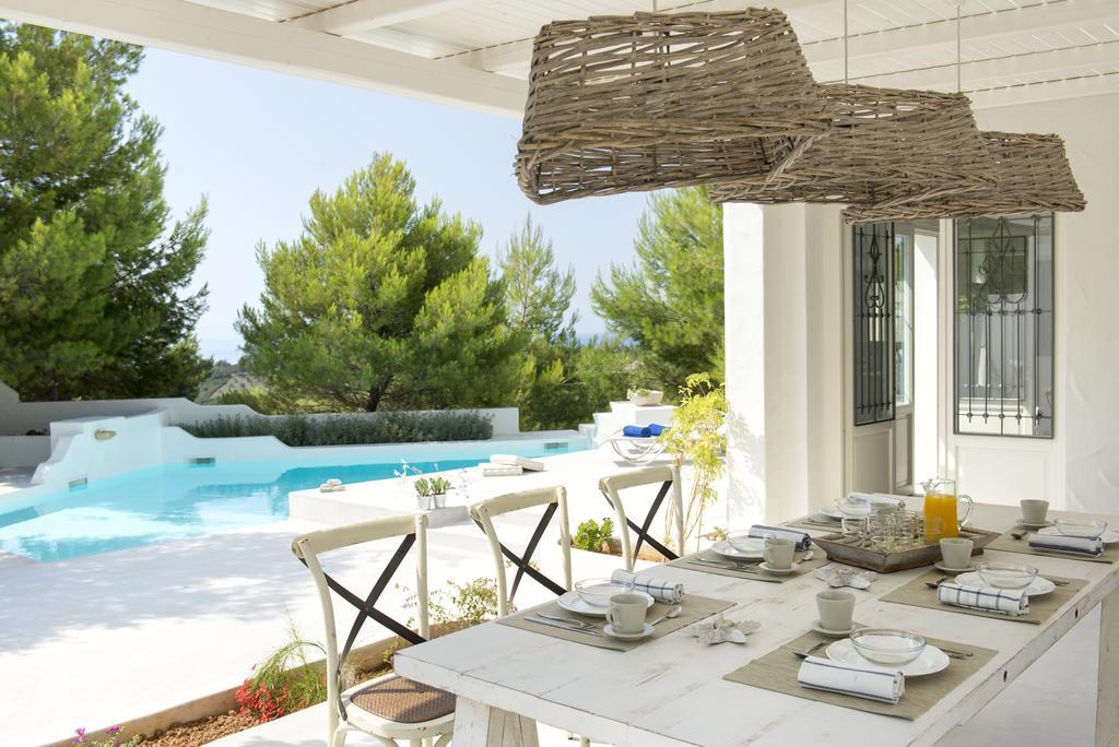 Anemolia Villas With Private Pools Near The Most Beautiful Beaches Of Alonissos Isomata エクステリア 写真
