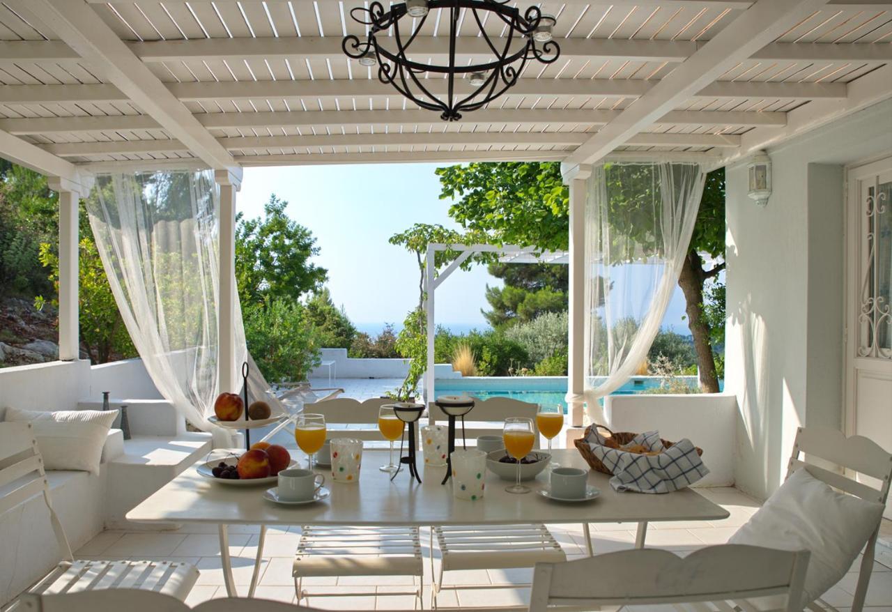 Anemolia Villas With Private Pools Near The Most Beautiful Beaches Of Alonissos Isomata エクステリア 写真